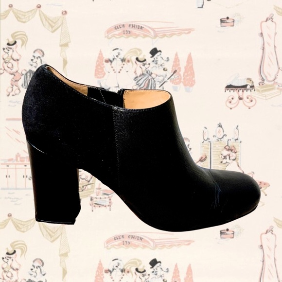 Naturalizer Rainy Booties - Picture 2 of 7